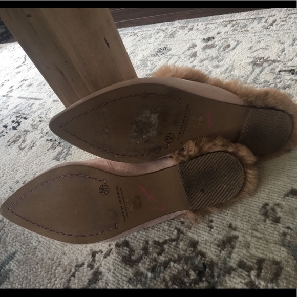 Kristin Cavallari - Chinese Laundry Loafers (6.5) - Picture 3 of 9